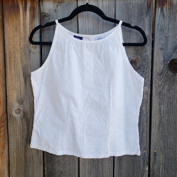 Vintage Tops - Vintage Floral Embroidered Button Back Crop Top